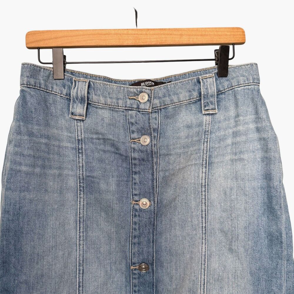 Hudson Jeans Midi Pencil Denim Skirt Light Wash Size 29 Button Front - Picture 3 of 10